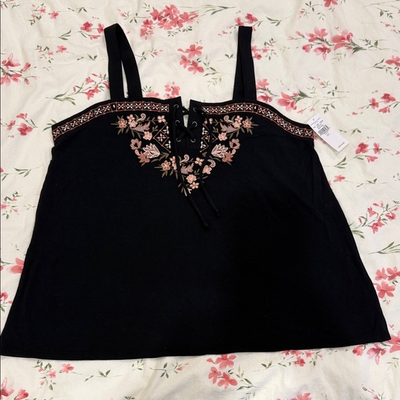 American Eagle Outfitters Tops - American Eagle Outfitters Black Tank with Embroidery